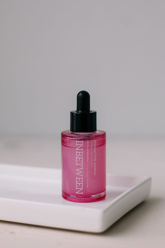Невесомая сыворотка-эссенция для идеального макияжа на весь день BLITHE Inbetween Makeup Prep Essence 30ml #1