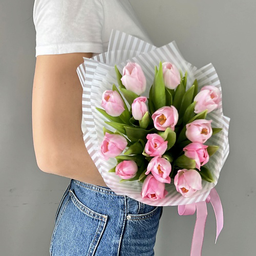 ЛЭТУАЛЬ FLOWERS Букет из розовых тюльпанов 15 шт. #1