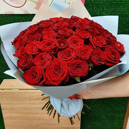 РОЗЫ УРАЛА Букет из 51 бордовой розы #1