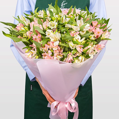 STUDIO FLORISTIC Букет Альстромерий «Крылья рассвета» #1