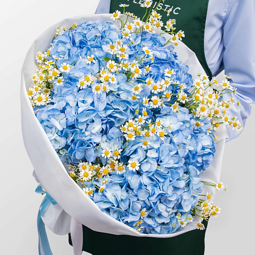 STUDIO FLORISTIC Букет из Гортензий и Ромашек «Свидание у моря» #1