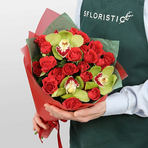 STUDIO FLORISTIC Букет из кустовых Роз и Орхидей «Атласная симфония» #1