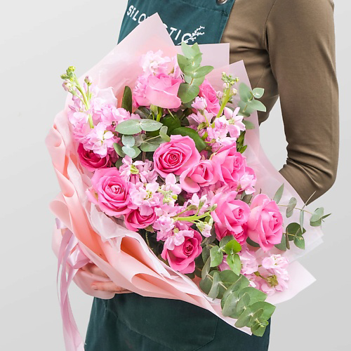 STUDIO FLORISTIC Букет из Роз и Маттиол «Розовая Красота» #1