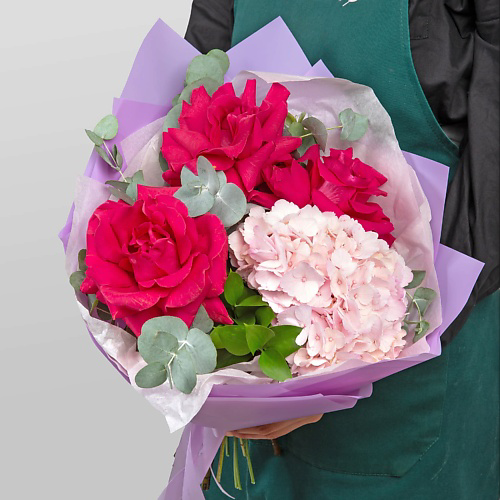 STUDIO FLORISTIC Букет из Роз Эквадор и Гортензии «Тайна Розы» #1
