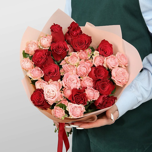 STUDIO FLORISTIC Букет из Роз «Нежность в багрянце» #1
