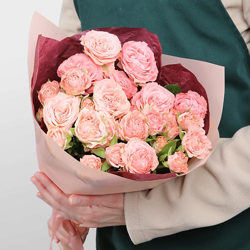 STUDIO FLORISTIC Букет кустовых Роз «Розовый шелест» #1