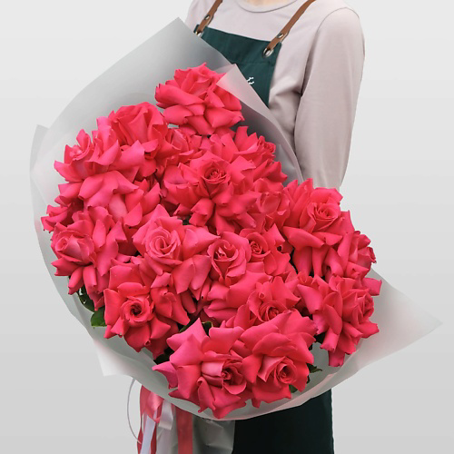 STUDIO FLORISTIC Букет малиновых Роз «Блюз» #1