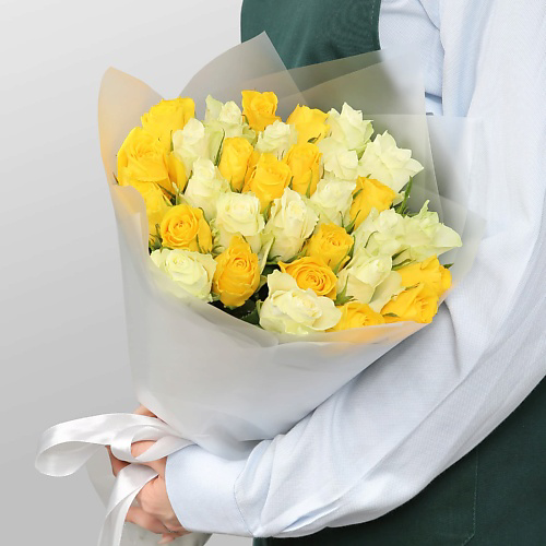 STUDIO FLORISTIC Букет Роз Кения 31 шт «Тепло солнечного дня» #1