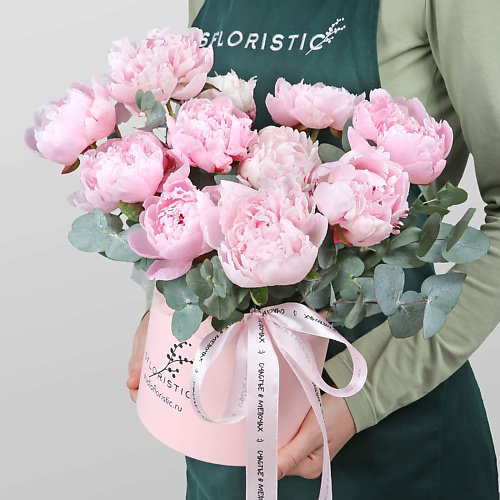 STUDIO FLORISTIC Композиция из Пионов «Сладкие объятия» #1