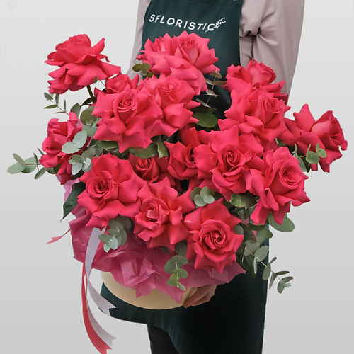 STUDIO FLORISTIC Композиция из Роз «Малиновая Ночь» #1