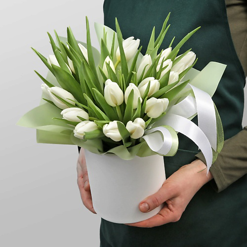STUDIO FLORISTIC Композиция из Тюльпанов «Ангельский рассвет» #1