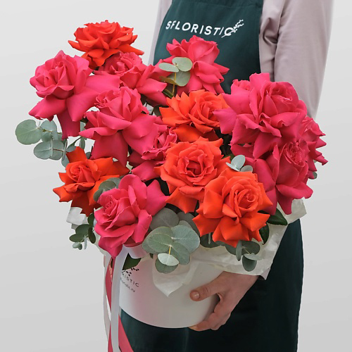 STUDIO FLORISTIC Композиция Роз «Амбассадор» #1
