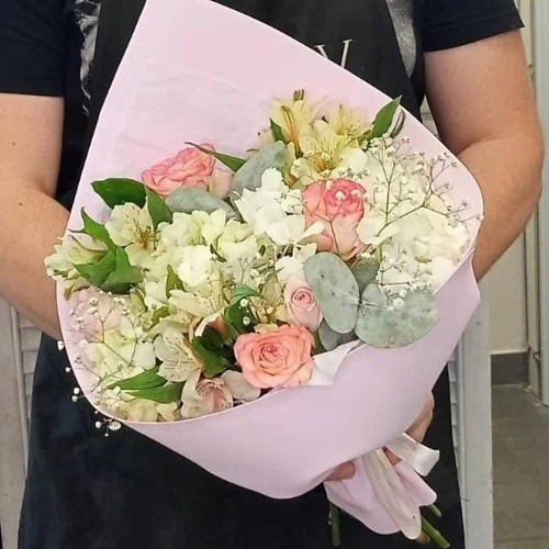 VORNIKOV BOUQUETS Букет с гортензией Зефир #1