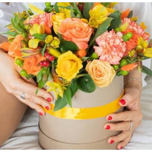 VORNIKOV BOUQUETS Коробка цветов Сюрприз #1