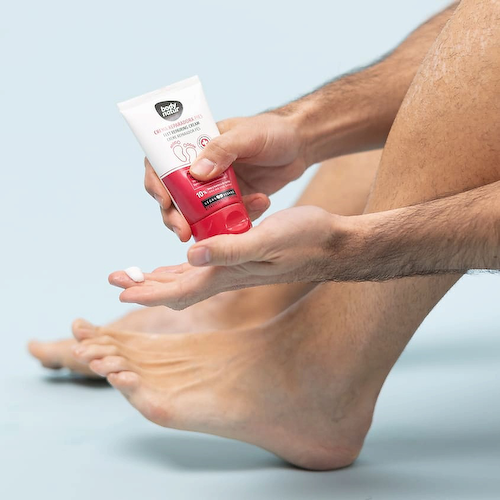 BODY NATUR Восстанавливающий крем для очень сухой и потрескавшейся кожи стоп Repairing Cream 100 #1