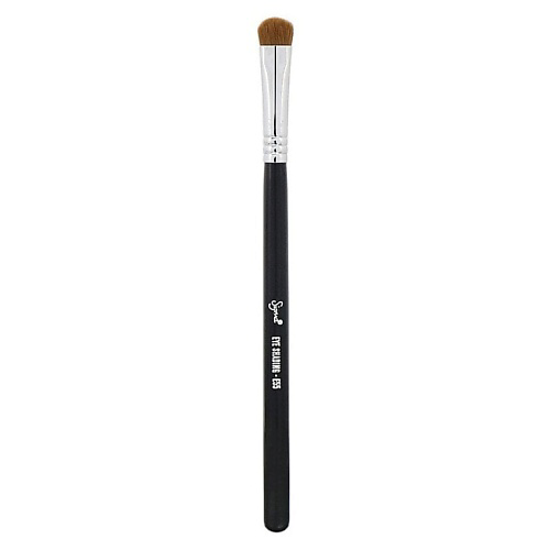 SIGMA BEAUTY Кисть для теней E55 #1